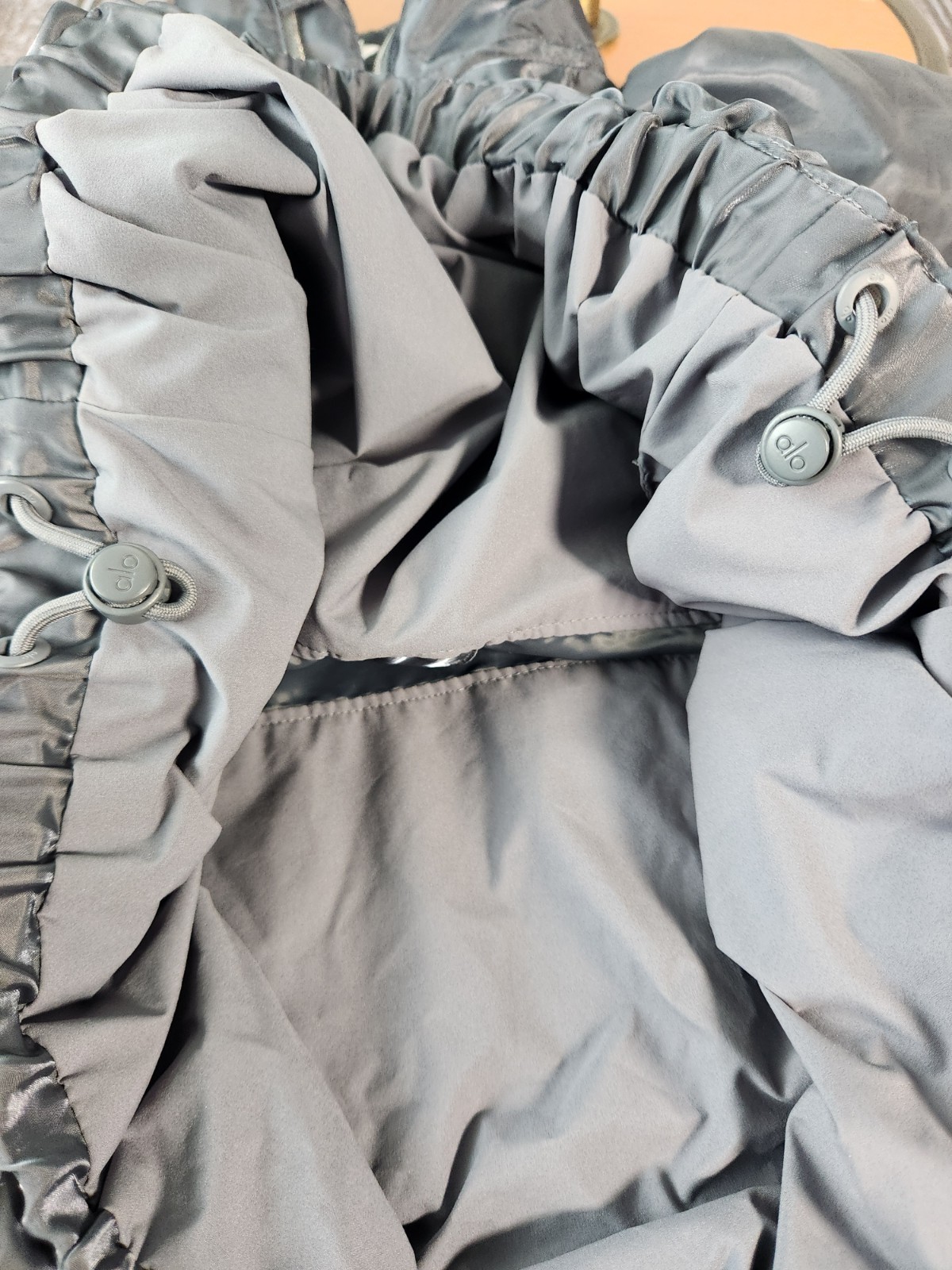 ALO Womens Cropped Pullover Silver Gray Size Small