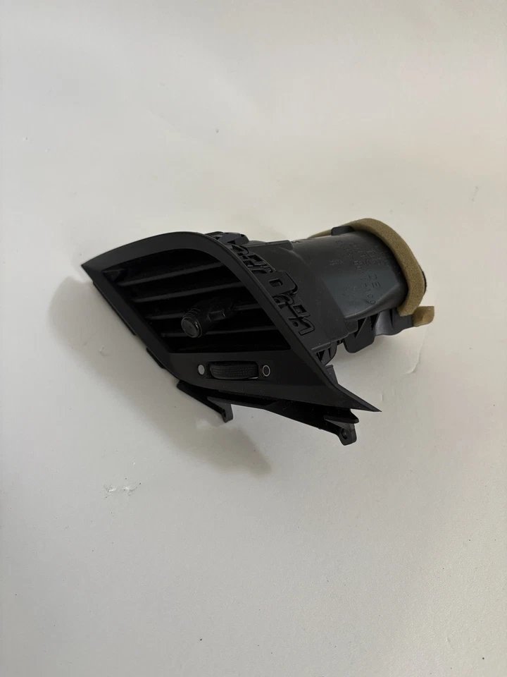 Honda CR-Z 2011-2016 centro izquierdo ventilación del lado del conductor con control OEM 11-16 Foto 2 de 4