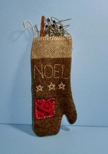 PRIMITIVE HAND MADE CHRISTMAS HOLIDAY HANGING STITCHED NOEL  STARS WOOL MITTEN
