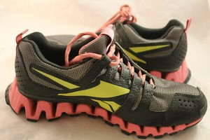 reebok zigwild women's