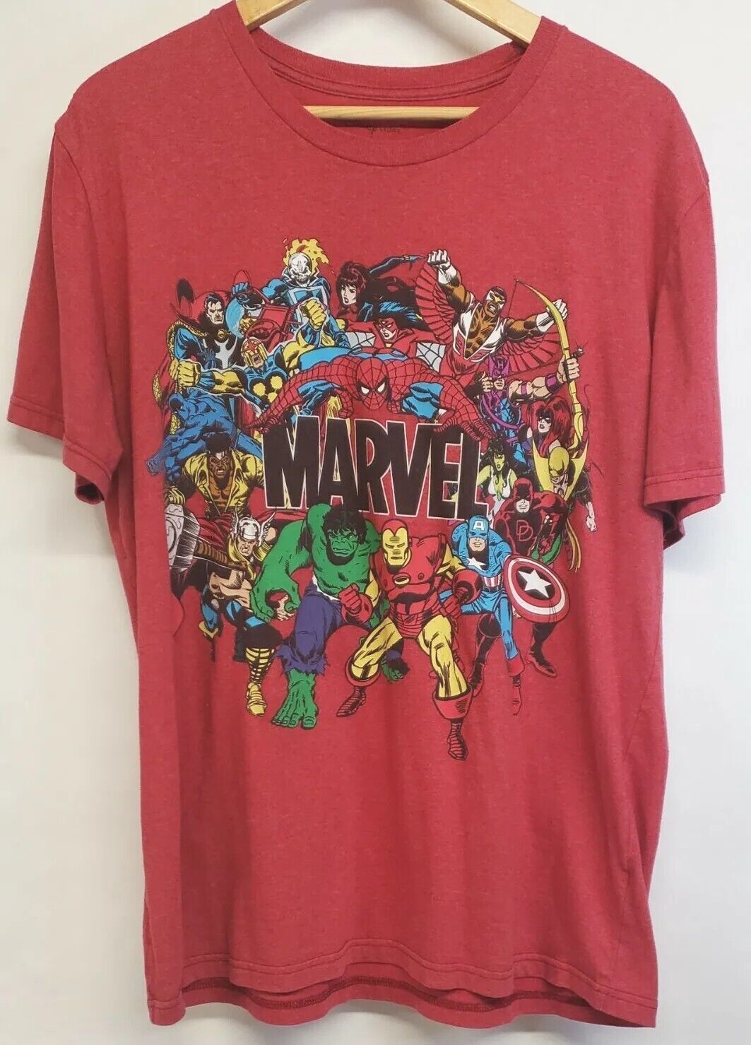 Marvel Comics Superhero T-Shirt Disney Size Large Red L | eBay