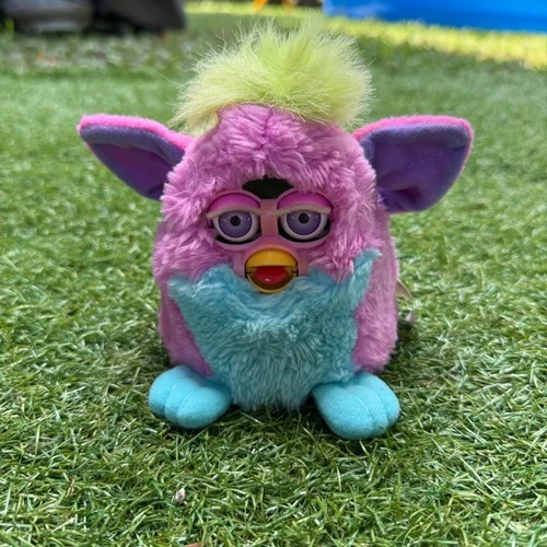 Vtg Furby 1999 Tiger Electronics Spring Baby Toy Interactive Pink Blue Green
