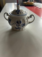 Ludwigsburger Zuckerdose blau weiss