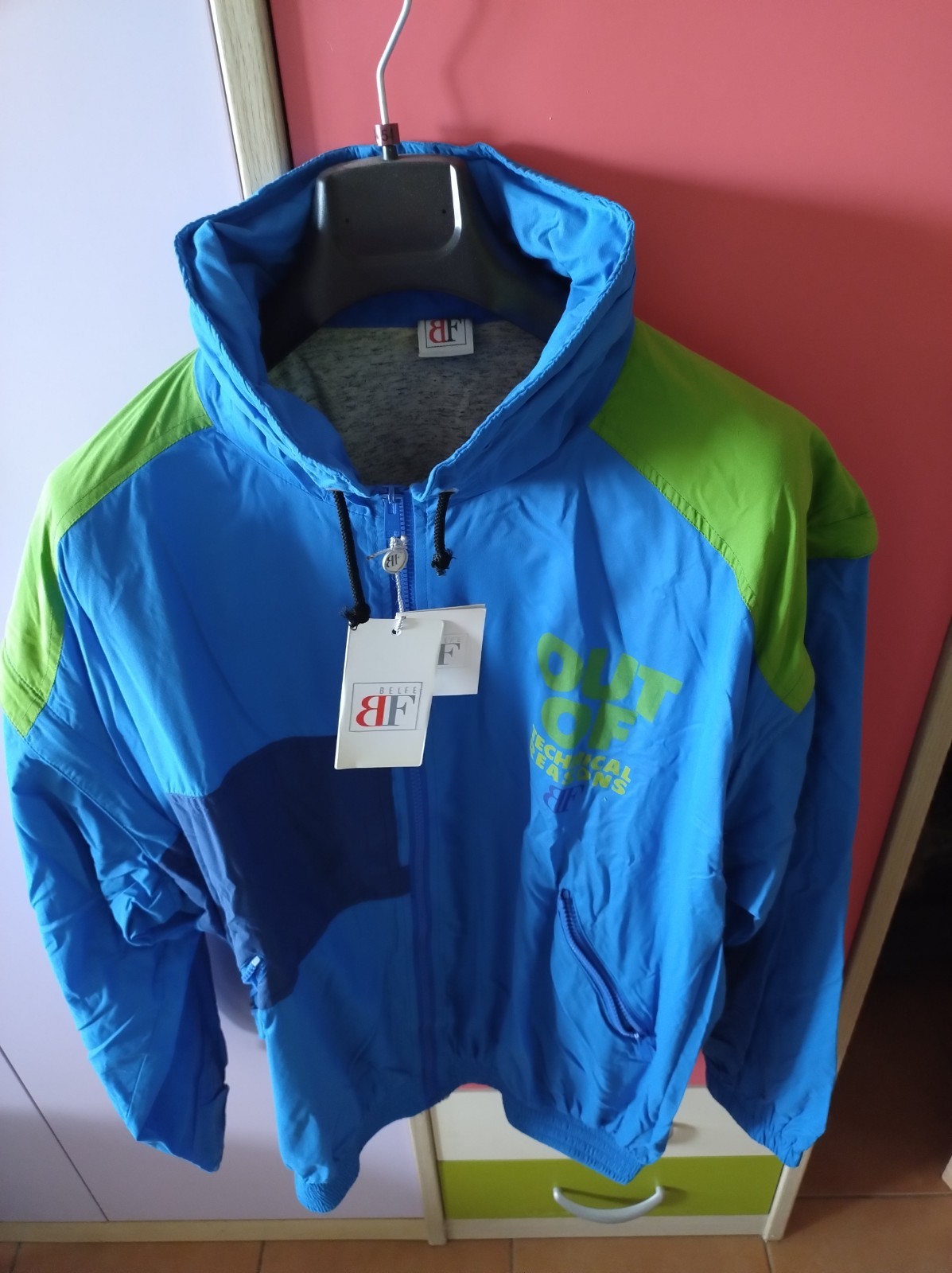 Foto 1 di 6