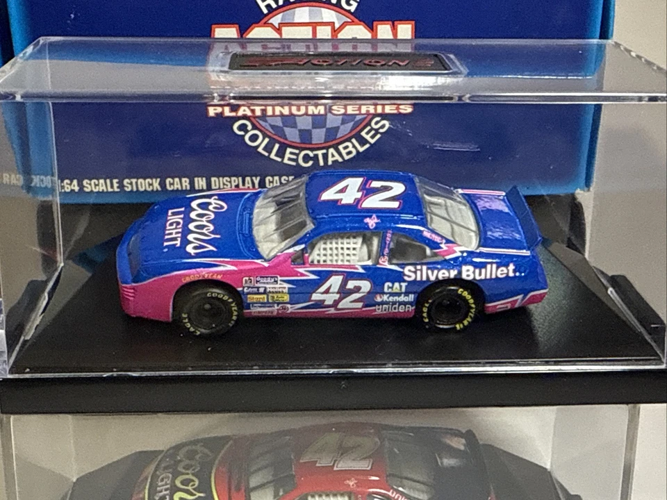 Lote de 2 Kyle Petty #42 Coors Light 1/64 Acción RCCA Diecast NUEVO Foto 3 de 4