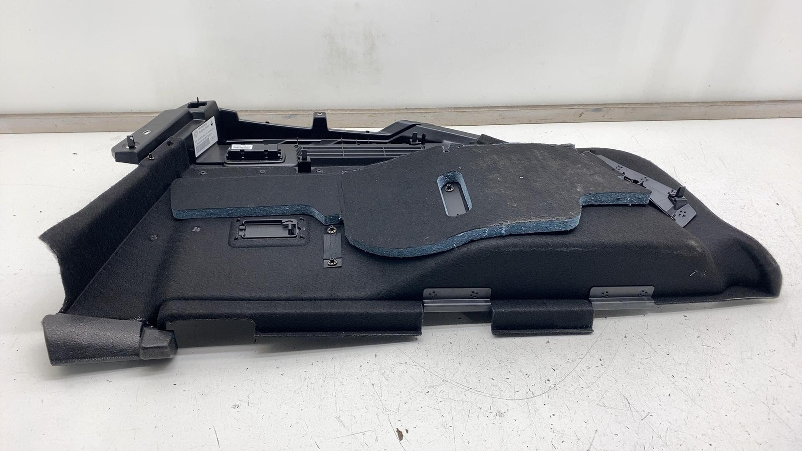 ⭕ 17-20 Maserati Levante Rear Left Trunk Quarter Trim Cover Panel LH 06700983840