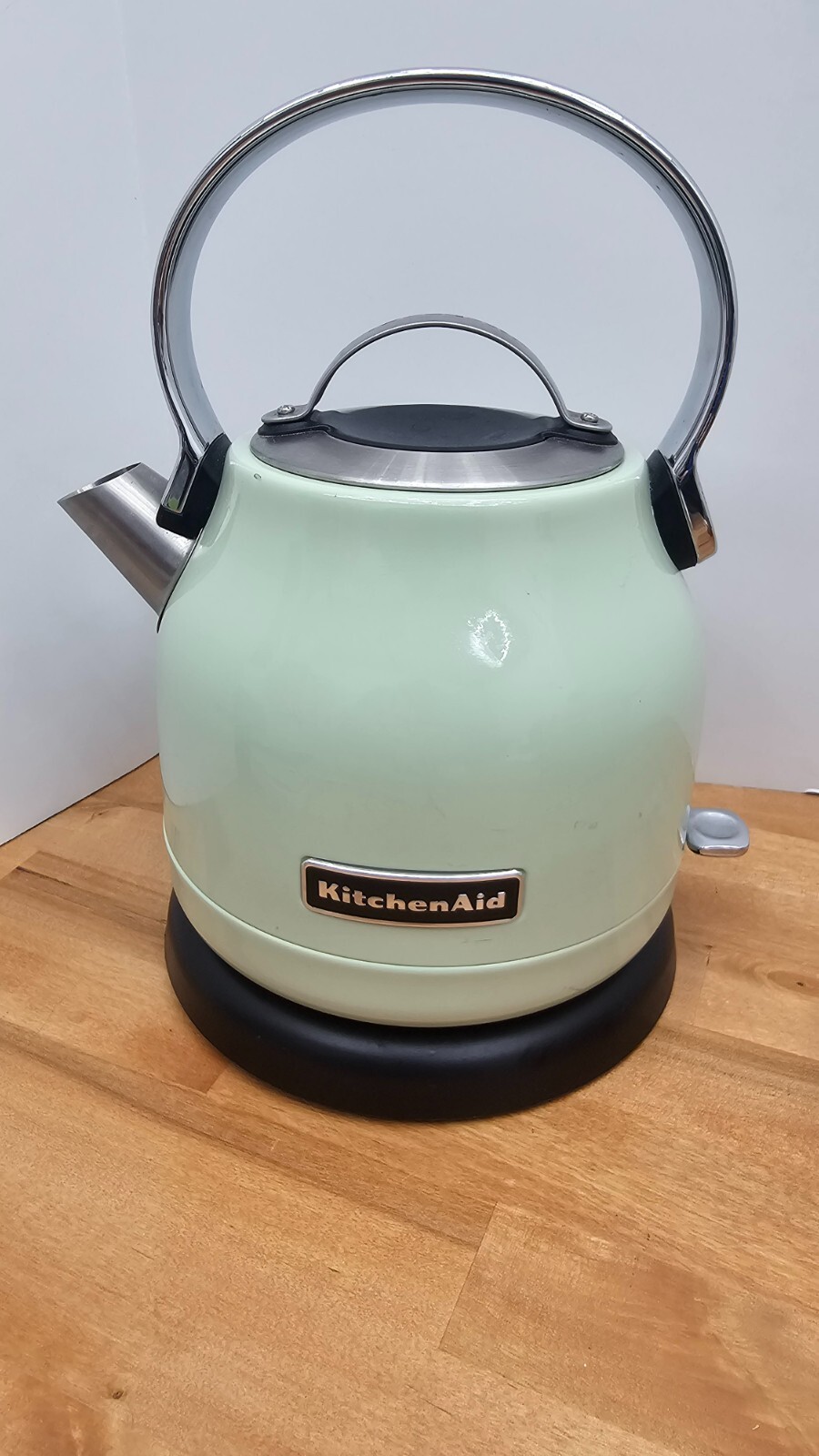 KitchenAid Stainless Steel Electric Water Tea Kettle w/Base KEK1222PT