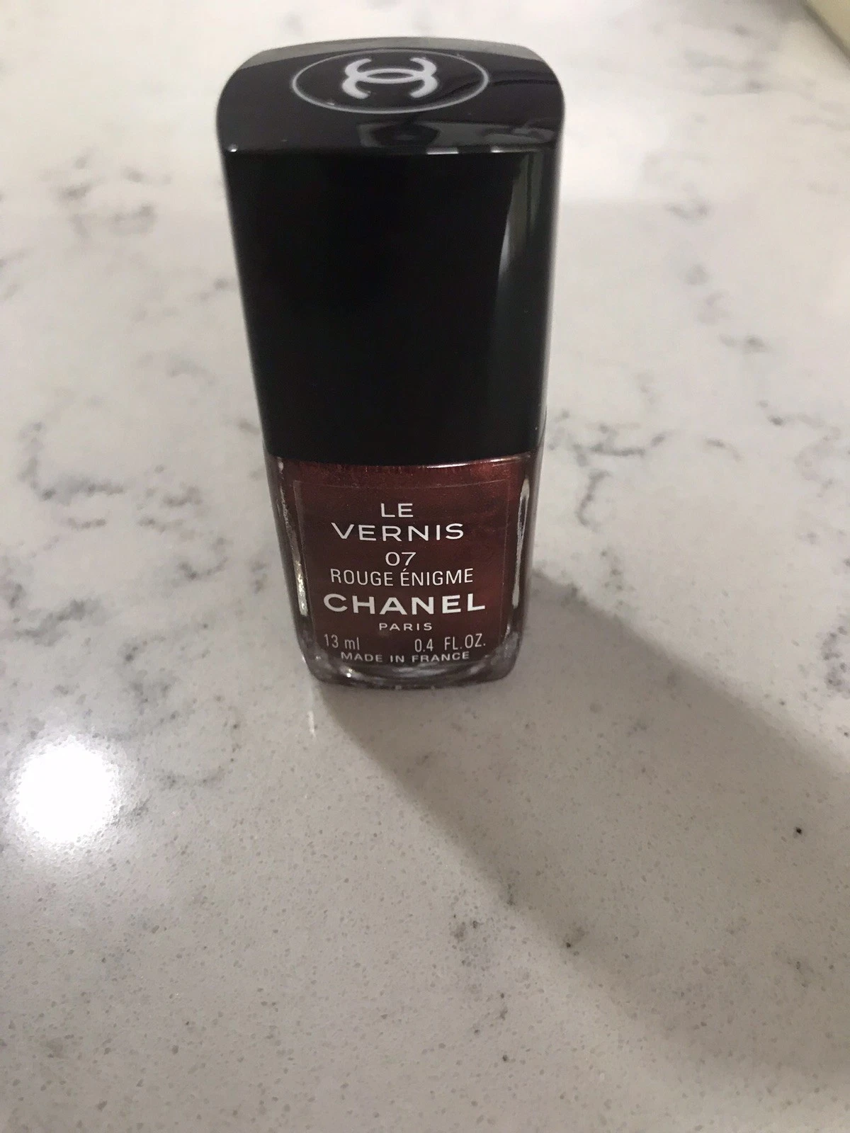 CHANEL Vernis ROUGE VERNiS Iconic Metallic Rouge Noir Tone Very Rare Nail Polish