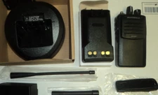 Vertex Standard VX-261 Two-Way Radio UHF 450 MHz - 512 MHz VX-261-G7-5 Motorola
