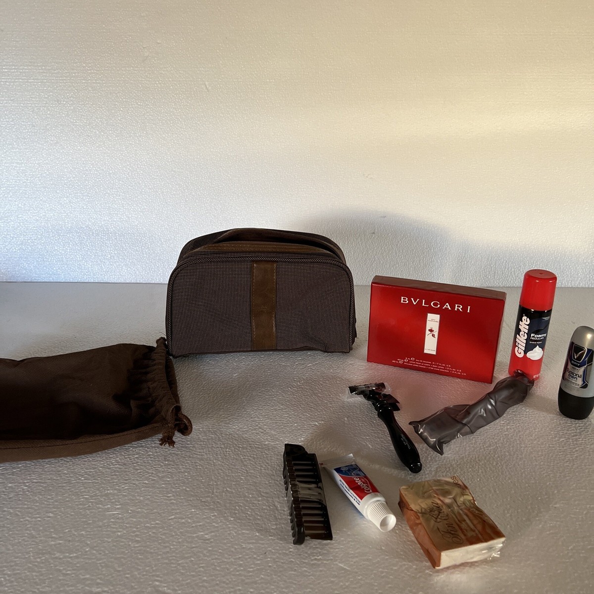 EMIRATES Vintage Airlines BVLGARI First Class Amenity Brown Zipper