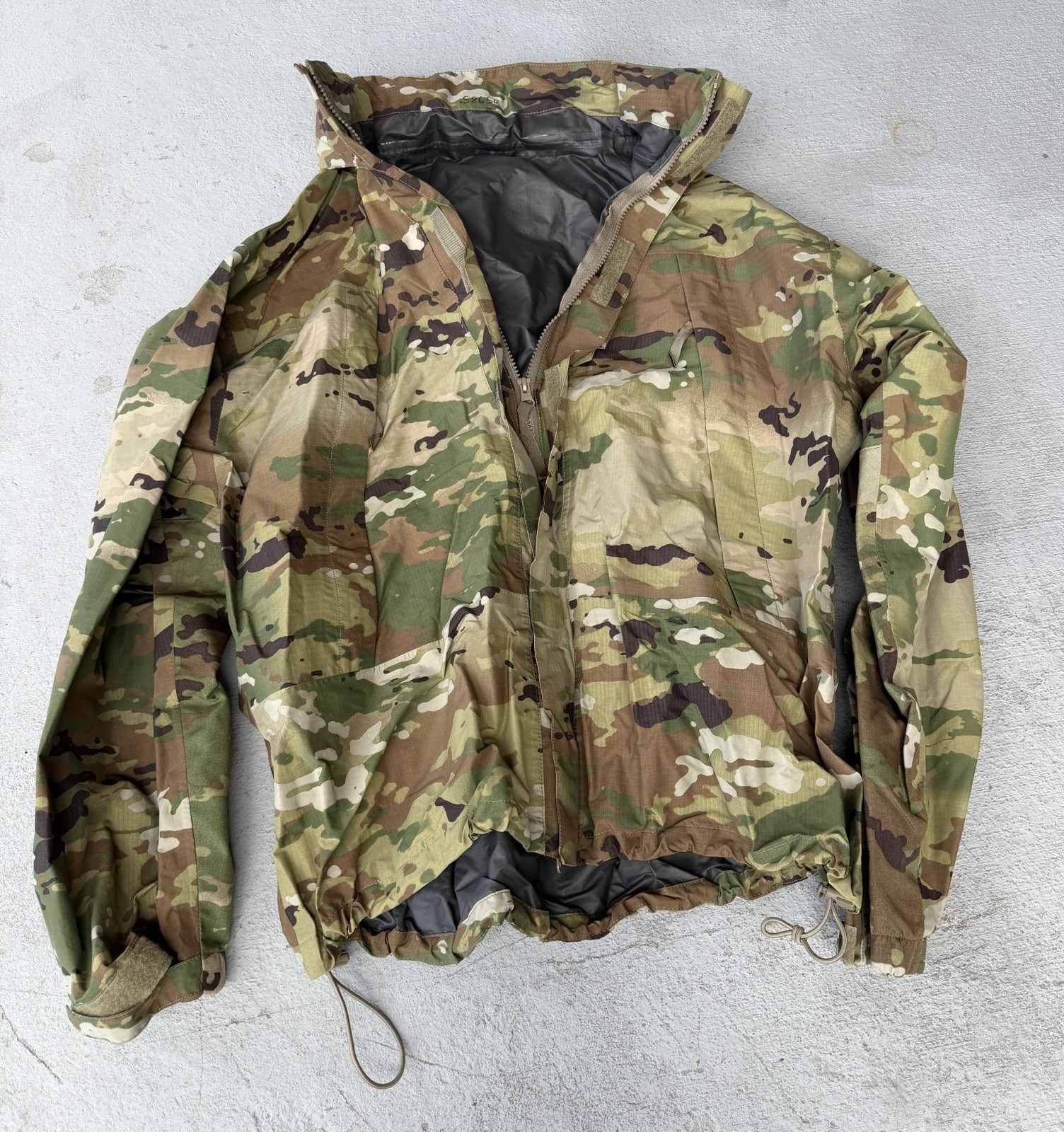 US ECWCS Gen III Level 6 Extreme Cold Wet Weather Jacket Multicam Large NICE