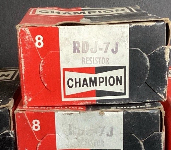 RDJ-7J Champion Resistor Spark Plugs NOS Box of 8 Spark Plugs