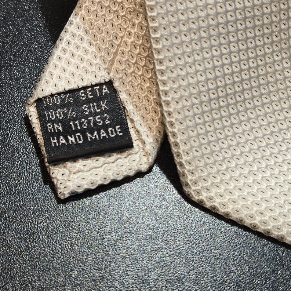 Pronto-Uomo Biege Micro Geometric Patterened 100% Silk Handmade Tie image 3