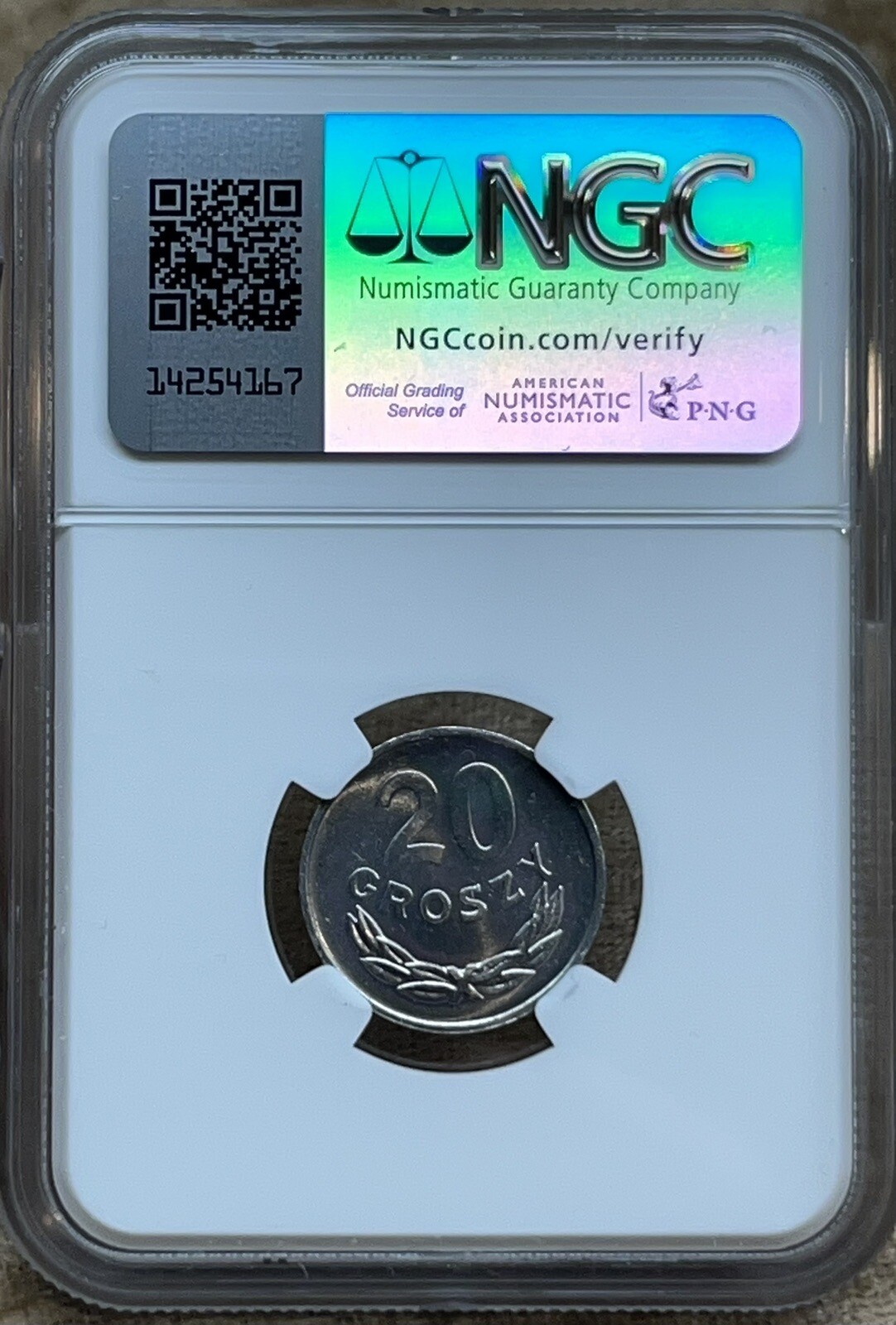 Picture 4 of 6