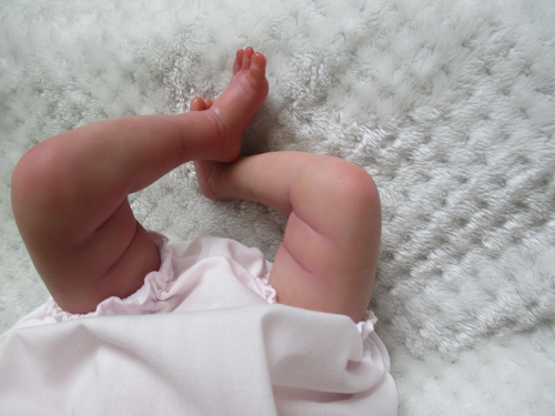 Reborn Baby Doll LUNA - Hand Painted in Australia includes 2 Custom-made Outfit - Picture 9 of 16