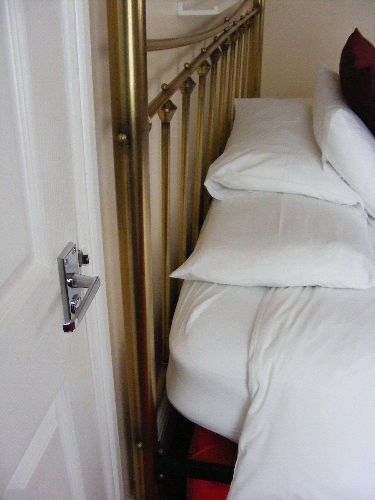 four poster super king bed frame fits a divan style bed eBay