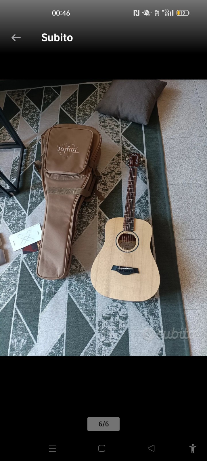 Taylor Baby Taylor BT1e chitarra acustica 3/4 6 corde beige custodia destrorso