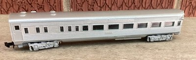 MINITRIX  N SCALE STREAMLINE  OBSERVATION COACH Undocorated