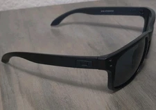  OAKLEY HOLBROOK SUNGLASSES 
