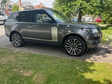 range rover vouge now with 12 months mot