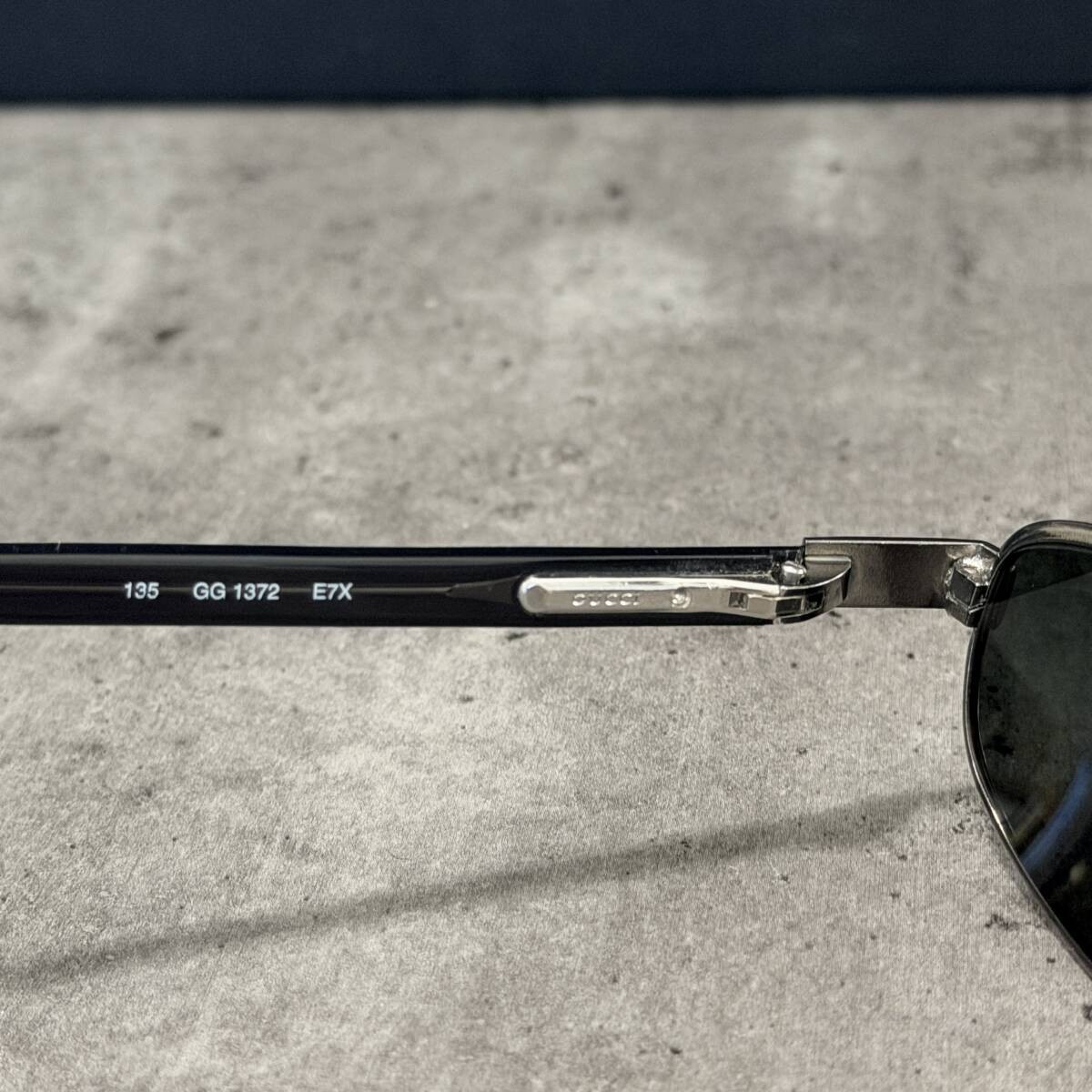 GUCCI Sunglasses GG1372 E7X Silver Black Green Lens Spring Hinge 00s Y2K Men s W thumbnail 7