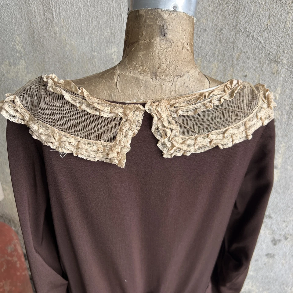 Antique 1920s Brown Wool & Cotton Dress Cream Net Lace Large Ribbon Bow Vintage - Image 3 of 4