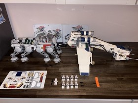 BRICKZ Custom Star Wars Republic Dropship AT-OT 10195 & 1 Lego Clone Sniper