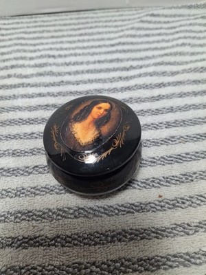 Small Vintage Lacquer Wooden Painted Trinket Box