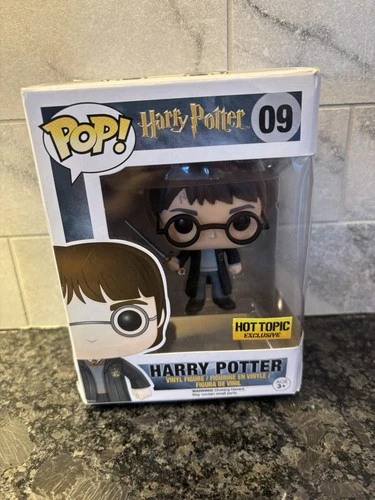 Funko POP! Harry Potter Gryffindors Sword #9 Hot Topic Exclusive