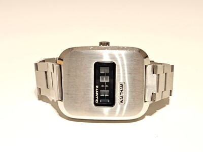 VINTAGE VERY RARE WORKS FOR REPAIR MEN LCD DS WATCH 