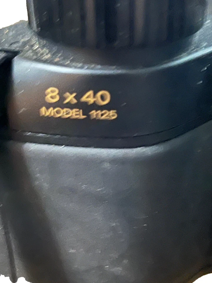Simmons 8 X 40 Model 1125 Binoculars w/ Case Excellent.  Case Has  Some Wear - Image 2 of 4
