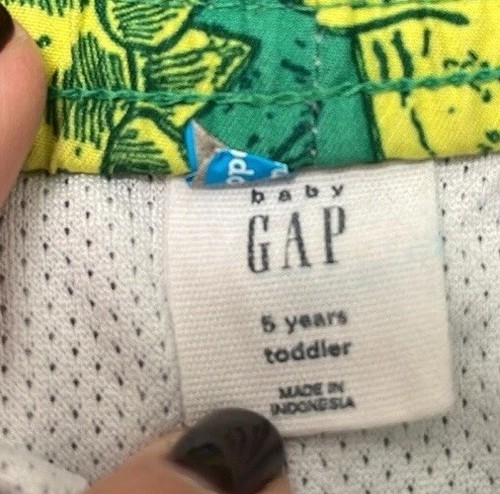Gap Boys Green Dinosaur Print swim trunks size 5 - Picture 3 of 6