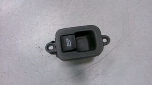Schalter Fensterheber (tür hinten) Rechts Volvo V50 2.0D DPF Bj 2006 M 2052389