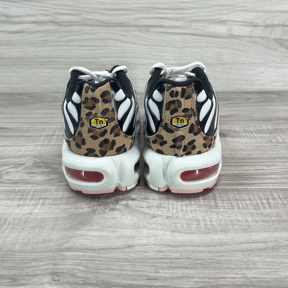Nike AirMax Plus Womens Size 9.5 Animal Instinct Leopard Zebra