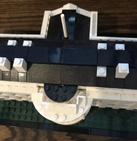 Lego architecture: the white house 21006 (incomplete)