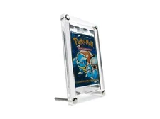 Acrylic Case fits Pokemon Booster screwed vintage modern mit Metallfüßen stand