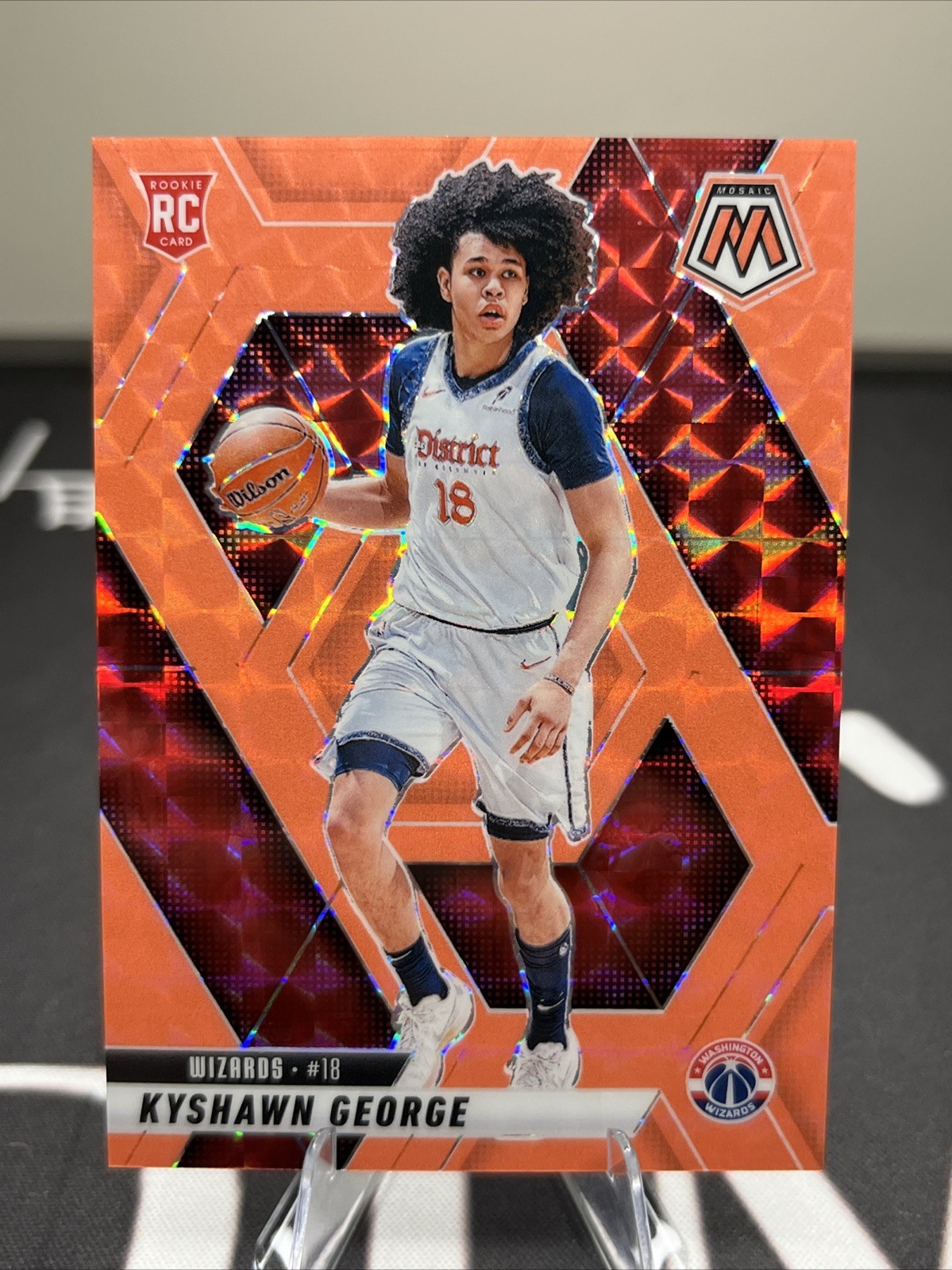 2024-25 Panini Mosaic - Kyshawn George #247 Red Fluorescent Prizm /75 RC