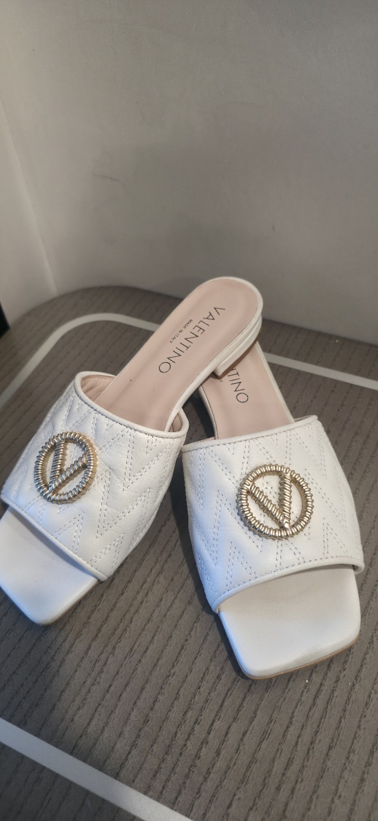 Valentino Africa Italian Leather Slide Sandals Ivory Women's Size 7 thumbnail 2