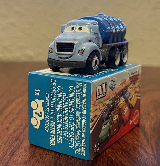 ドリッピー　Drippy カーズ　ミニカー DISNEY PIXAR CARS MINI RACERS MR DRIPPY 2026 #21 FREE SHIPPING
