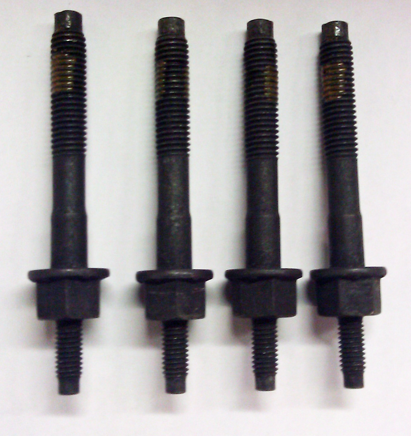 LEFT DRIVER 5.7L HEMI EXHAUST MANIFOLD BOLT SET 200308 RAM 1500 2500