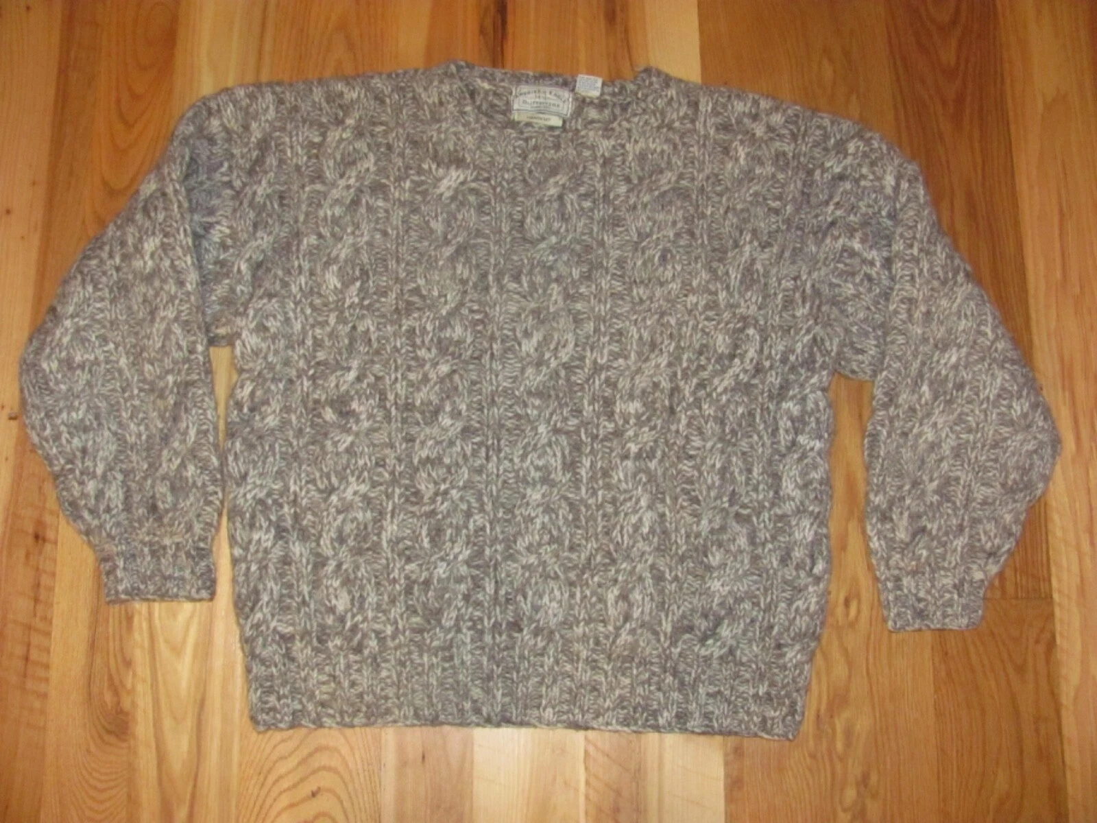 American Eagle Outfitters Handknit Chunky Cable Knit CrewNeck Wool Sweater Men M