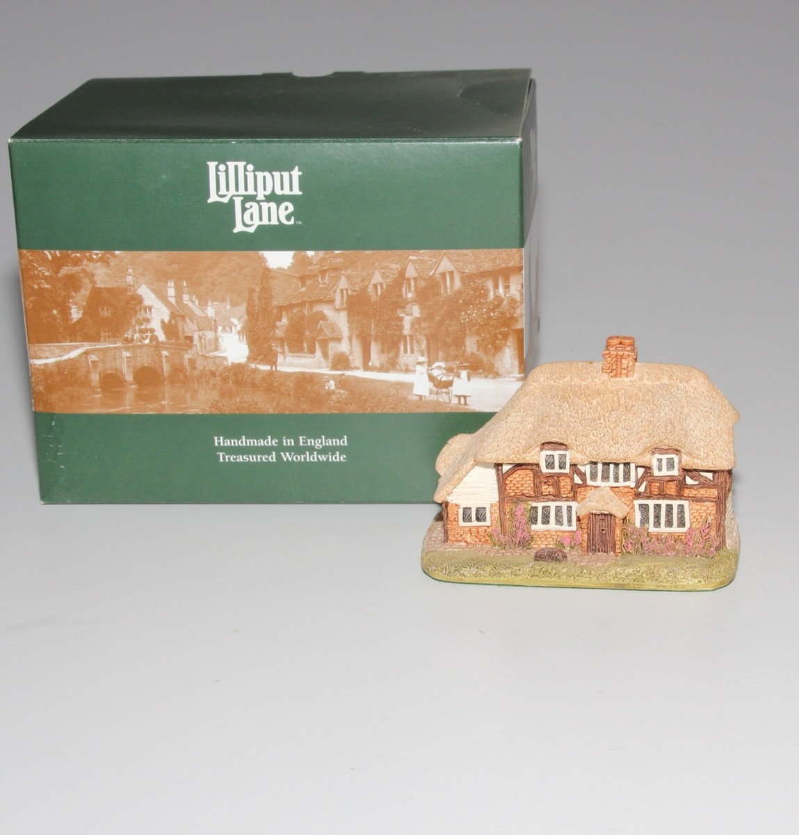 Lilliput Lane Cottage, Honeysuckle Cottage Sm, Boxed. | eBay Lilliput Lane Cottage, Honeysuckle Cottage Sm, Boxed. | eBay