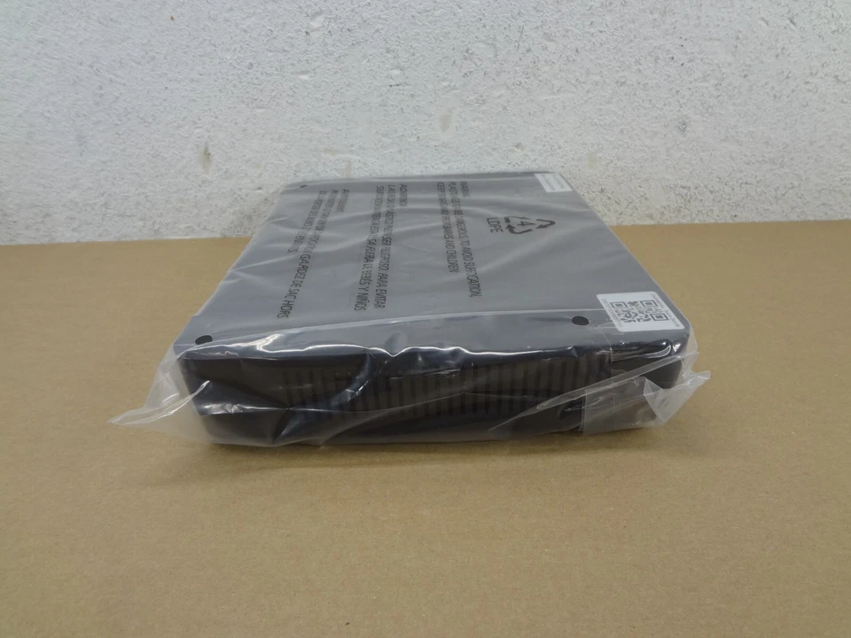 Swann Security System 8 CH, 5 In/Outdoor Cameras 4k, 2Tb HDD, SONVK-876806 - Image 3 of 4