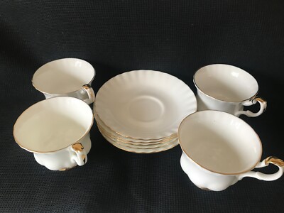 4 ROYAL ALBERT VAL D'OR TASSEN UND UNTERTASSEN BONE CHINA WEISSGOLD