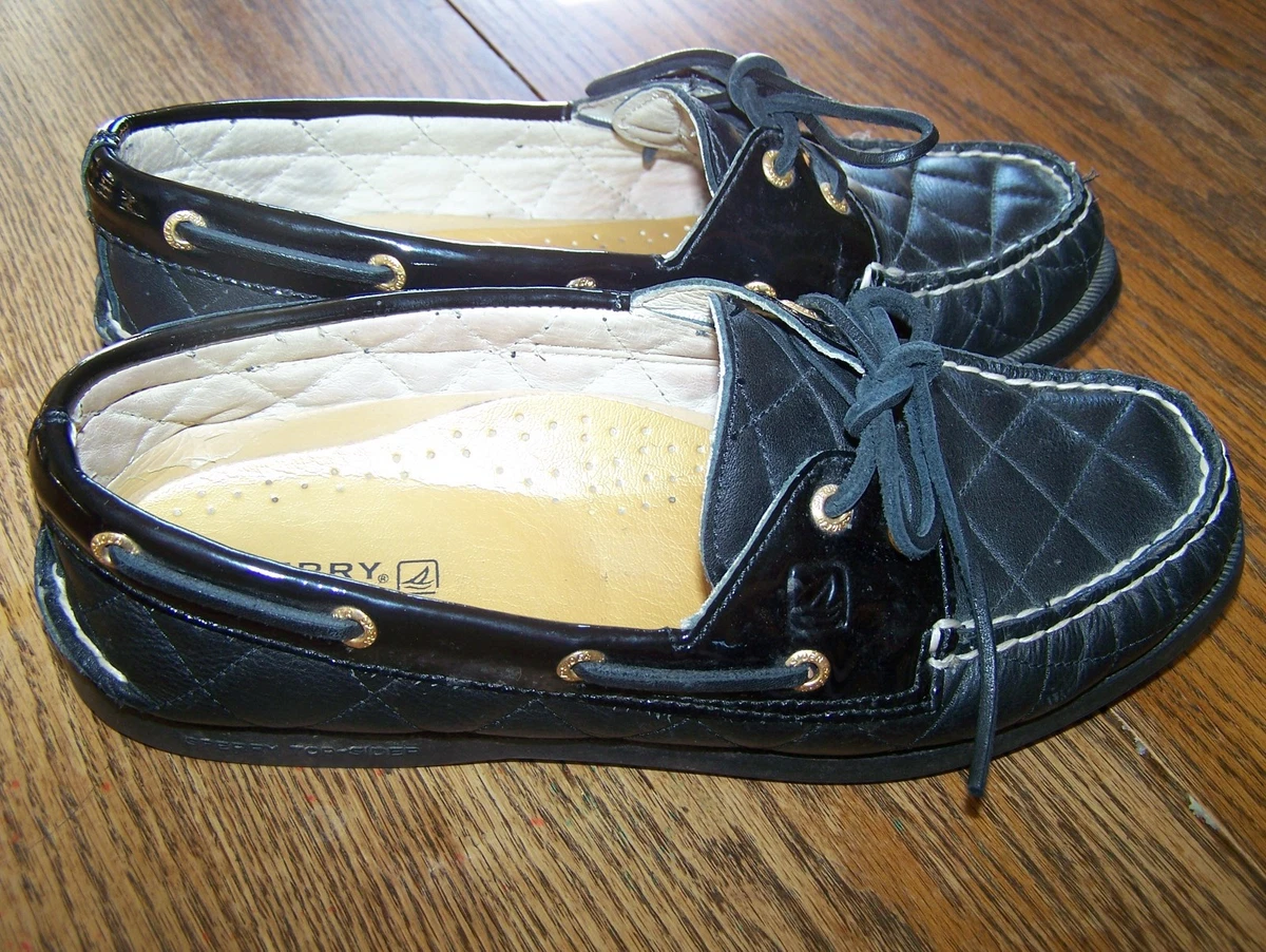 Boat sandals hotsell womens