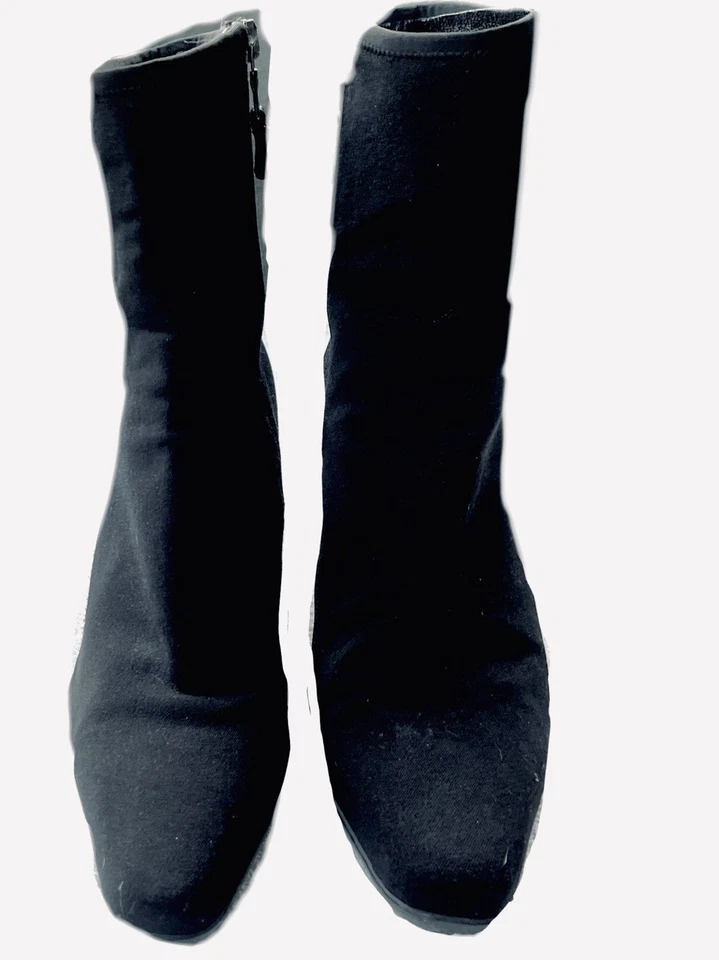 普拉达黑色尼龙弹力针织方头中跟短靴,37.5eu 原装 995 美元 — 第 2/4 张图片