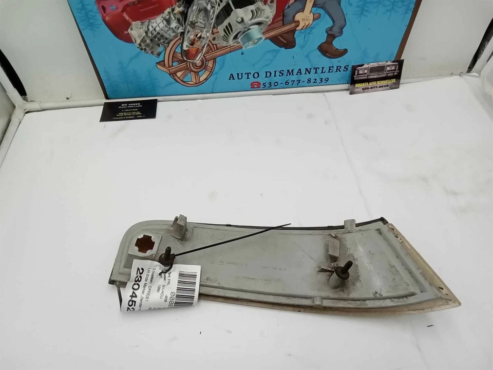 93-96 Oldsmobile Silhouette OEM Left Driver Corner Turn Signal USED OEM 16511151 - Image 3 of 4