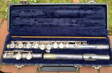 Artley USA Vintage 18-0 Flute w/ Hard Case – Used, Good Condition