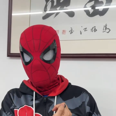 AJVAAIAC Maschera da eroe ragno con occhi meccanici mobili, con telecomando e lenti in movimento realistiche, ideale come regalo per uomini e bambini, colore: nero