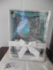 Moon And Stars Elephant Baby Booties & Bib Set Size 0-12 Months Gray-